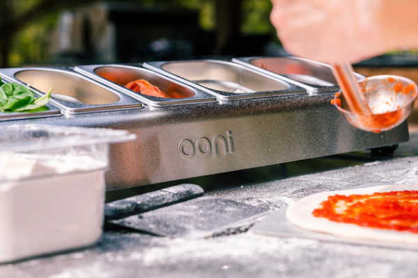 Średni pojemnik na dodatki do pizzy Ooni UU-P0D400